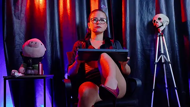 MistressSlut1 online show from 05-04-26, 11:24