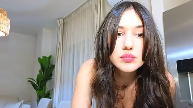 diamond desiree online show from 02-06-25, 10:21