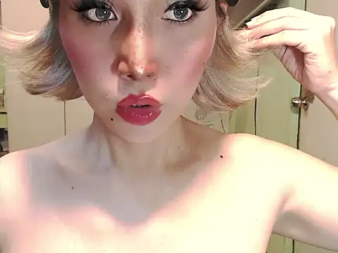 Ezradeliciosa online show from 05-03-26, 02:05