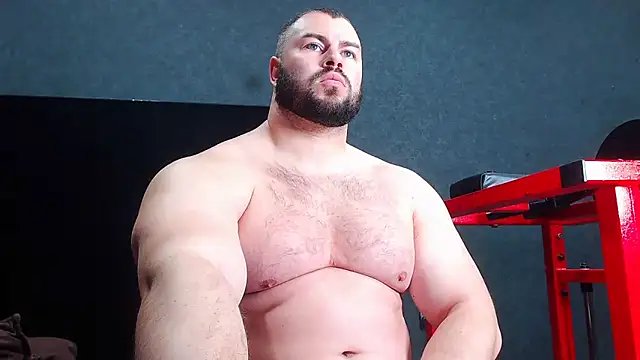 Snapshot of muscularjohnforuX chatting on 05-06-26, 07:45 muscularjohnforuX online show from 05-06-26, 07:45