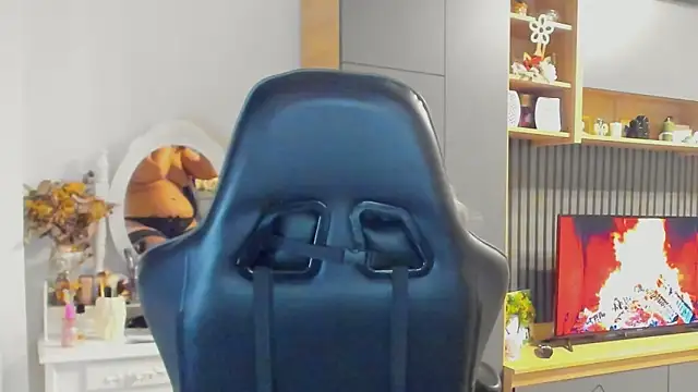 Claire95  online show from 11-03-25, 04:43