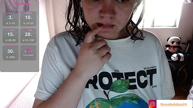 Snapshot of RossalieAdam24 chatting on 05-15-26, 05:44 RossalieAdam24 online show from 05-15-26, 05:44