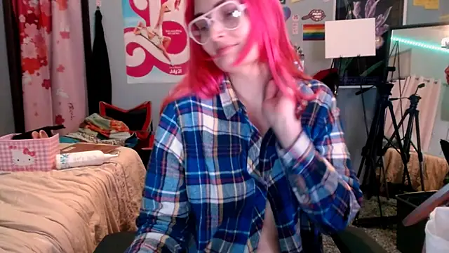 JenniferGwen online show from 10-28-25, 04:46