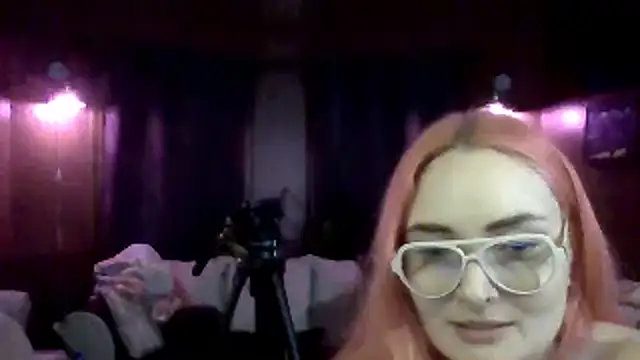 JenniferGwen online show from 06-05-26, 05:34