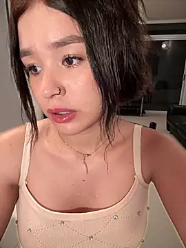 bella parisi online show from 01-04-25, 07:34