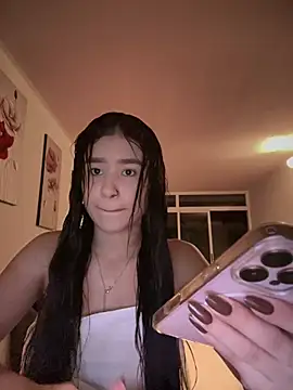 bella parisi online show from 01-09-25, 05:02