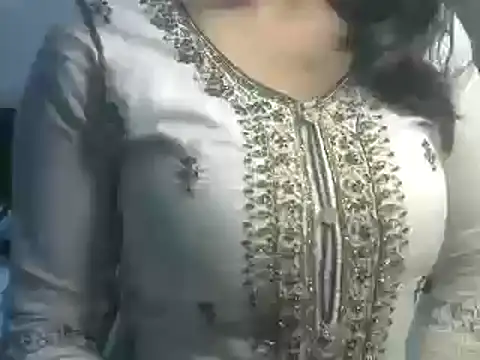 Snapshot of SiaraSiyA chatting on 03-02-25, 06:46 SiaraSiyA online show from 03-02-25, 06:46