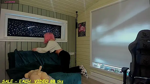 SandyChris online show from 11-14-25, 10:19