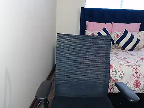 QUEENMANDYY online show from 05-19-26, 06:31