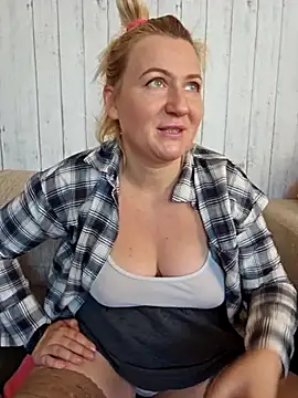 Marushka online show from 09-27-25, 07:03