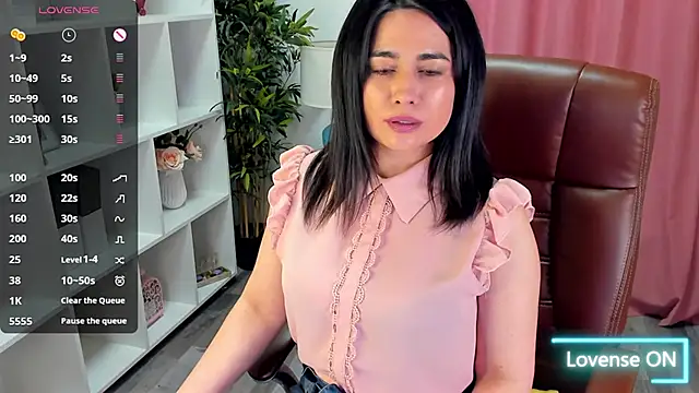 EmaBrownie online show from 04-30-26, 04:58
