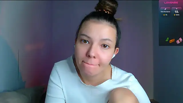 Snapshot of bbycolada chatting on 10-12-25, 12:12 bbycolada online show from 10-12-25, 12:12