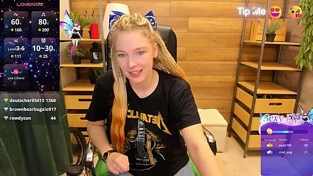 Snapshot of _fiona_Love chatting on 01-20-25, 10:15  fiona Love online show from 01-20-25, 10:15