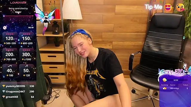 Snapshot of _fiona_Love chatting on 01-09-25, 12:09  fiona Love online show from 01-09-25, 12:09