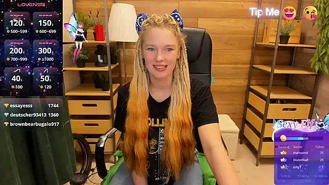 Snapshot of _fiona_Love chatting on 01-21-25, 01:29  fiona Love online show from 01-21-25, 01:29