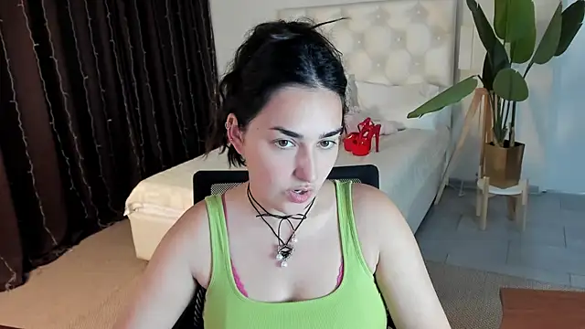 CeceliaJohnson online show from 06-30-26, 06:13