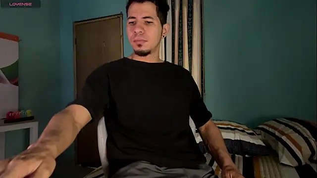 Snapshot of steven_clain chatting on 05-20-26, 06:16 steven clain online show from 05-20-26, 06:16