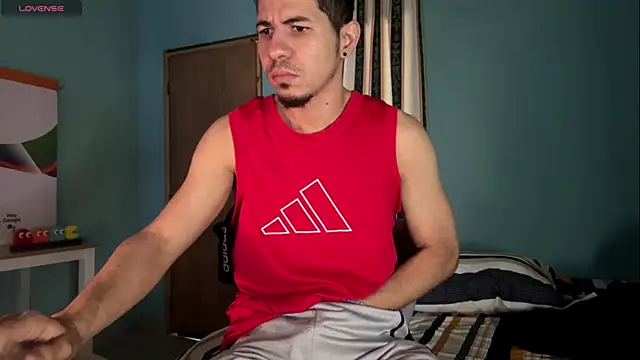 Snapshot of steven_clain chatting on 05-17-26, 12:05 steven clain online show from 05-17-26, 12:05