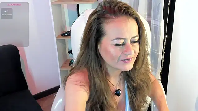magenta maturr online show from 06-08-26, 12:38