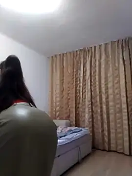 baby sweet girl  online show from 03-12-26, 09:41