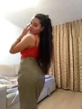baby sweet girl  online show from 05-30-26, 08:14