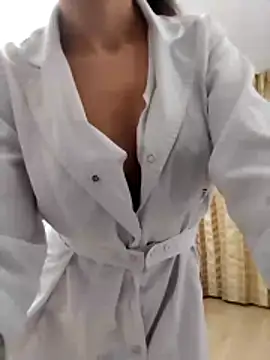 baby sweet girl  online show from 01-06-26, 10:36