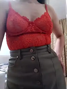 baby sweet girl  online show from 02-19-26, 10:51