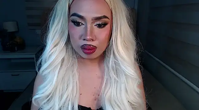 RebecaNextToYou online show from 02-28-25, 08:28