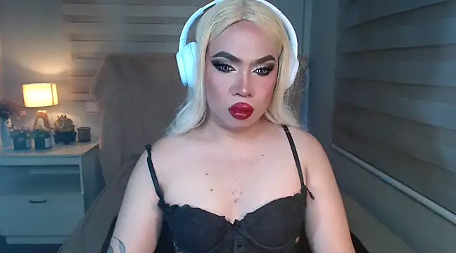 RebecaNextToYou online show from 03-07-25, 05:28