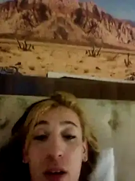 andreahhill online show from 06-05-26, 01:54