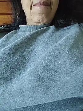 Susannemilf online show from 11-10-25, 02:00