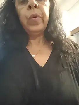 Susannemilf online show from 04-20-26, 06:16
