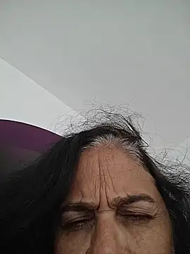Susannemilf online show from 05-25-26, 03:28