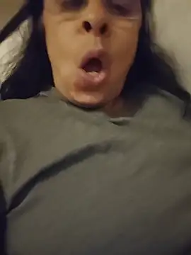 Susannemilf online show from 02-24-26, 05:47