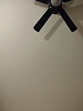 Susannemilf online show from 11-05-25, 01:20