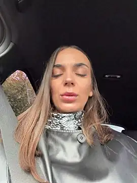 Bad Giorgia online show from 10-21-25, 11:31