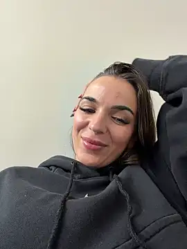 Bad Giorgia online show from 10-19-25, 04:54