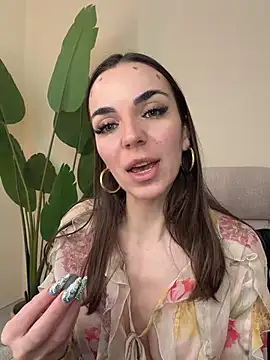 Snapshot of Bad_Giorgia chatting on 03-18-26, 10:40 Bad Giorgia online show from 03-18-26, 10:40