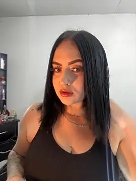 mia anyeli online show from 10-22-25, 03:39
