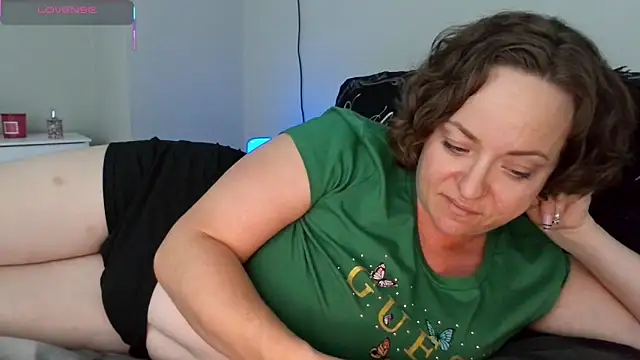 julimonroe online show from 05-23-26, 03:05