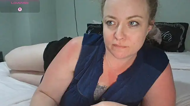 julimonroe online show from 03-21-26, 03:08