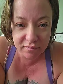 julimonroe online show from 07-10-26, 01:00