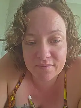 julimonroe online show from 07-06-26, 04:42