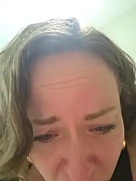 julimonroe online show from 05-22-26, 02:53