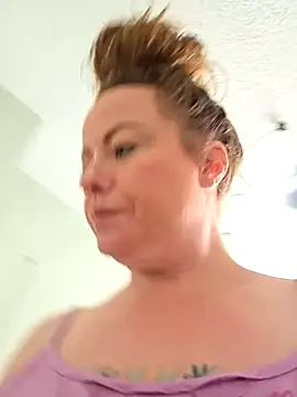 julimonroe online show from 02-26-26, 02:50