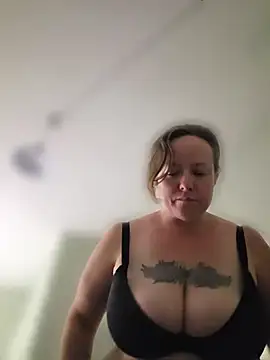 julimonroe online show from 07-13-26, 04:56