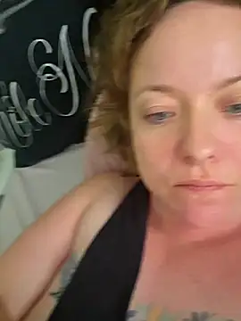 julimonroe online show from 04-29-26, 05:52