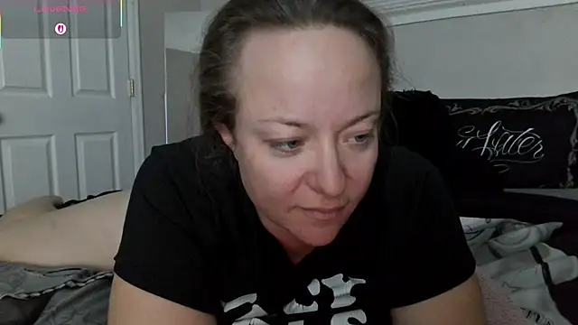 julimonroe online show from 11-06-25, 02:48