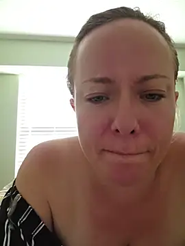 julimonroe online show from 07-15-26, 01:51