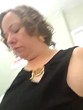 julimonroe online show from 05-08-26, 05:17
